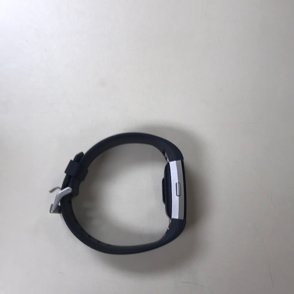 Fitbit charge 2 - Picture 3 of 4